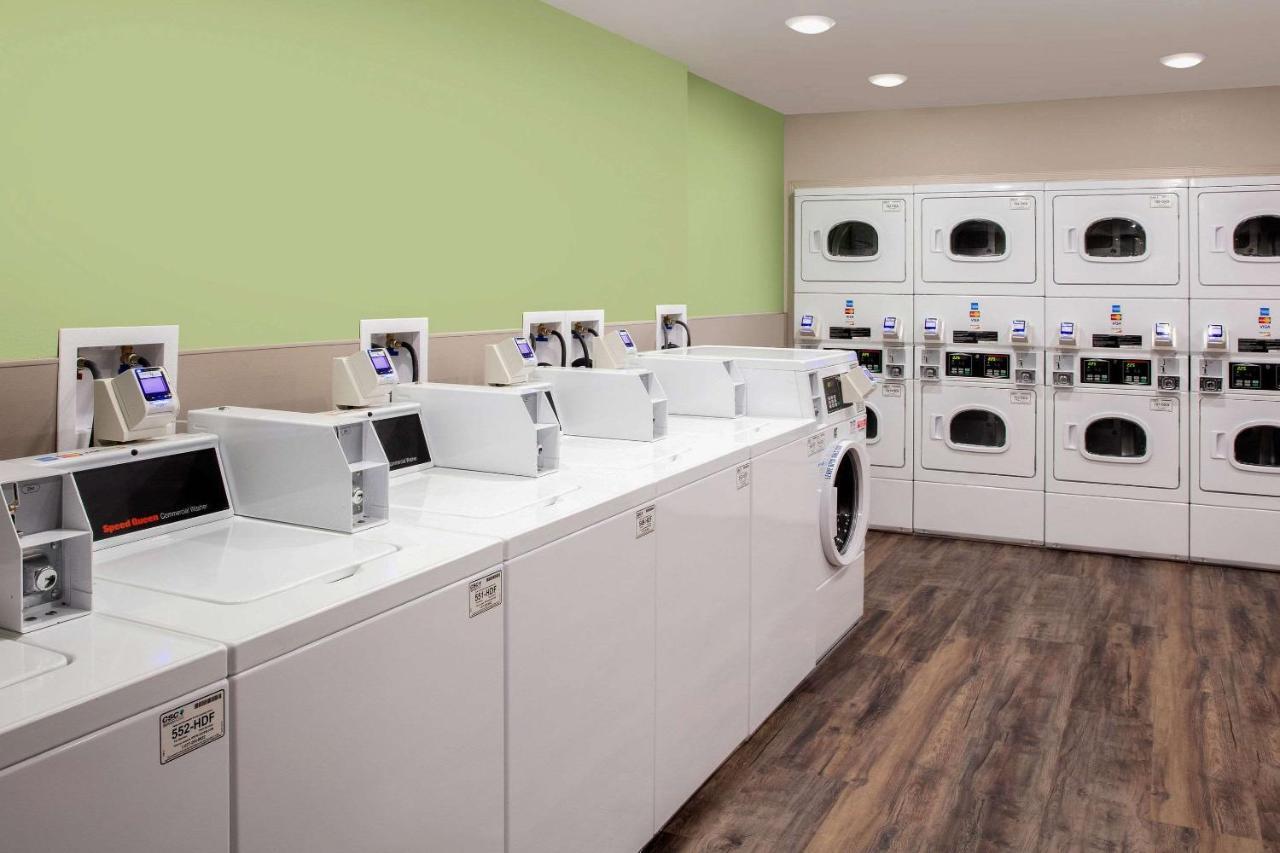 Wood Spring Suites Washington Dc East Arena Drive Lake Arbor Zewnętrze zdjęcie